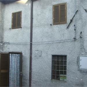Semi Detached House for Sale in Vagli Sotto
