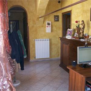 Apartment for Sale in Pescia