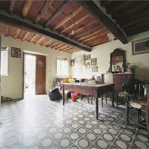 Doppelhaushälfte zu Verkauf in Capannori