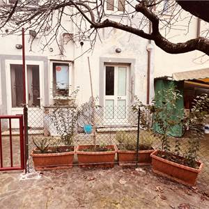 Appartamento In Vendita a Lucca