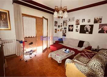 Villa / Haus zu Verkauf in Capannori