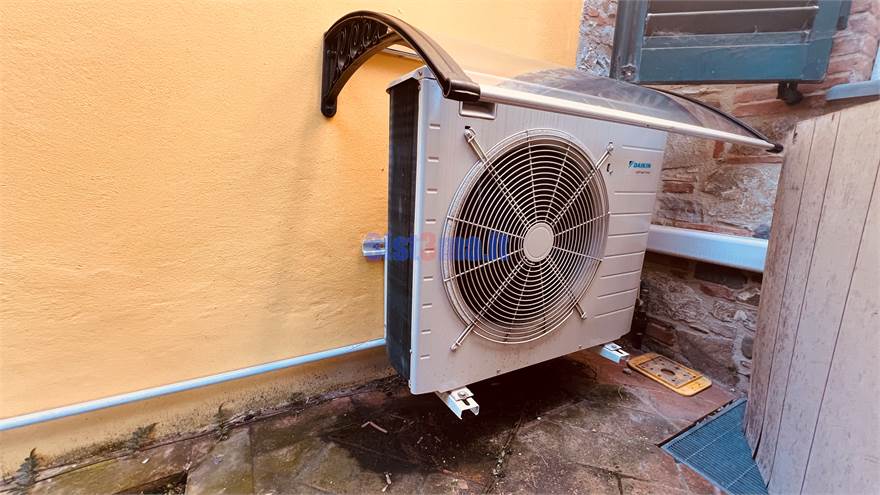 Pompa di calore per riscaldamento a pavimento