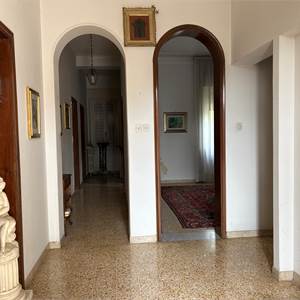Villa for Sale in Lucca