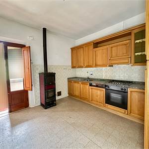 Semi Detached House в продажа для Porcari