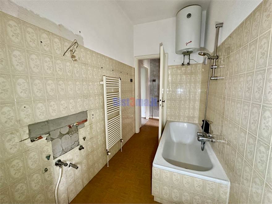 Bagno con vasca