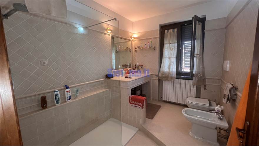 Bagno piano primo