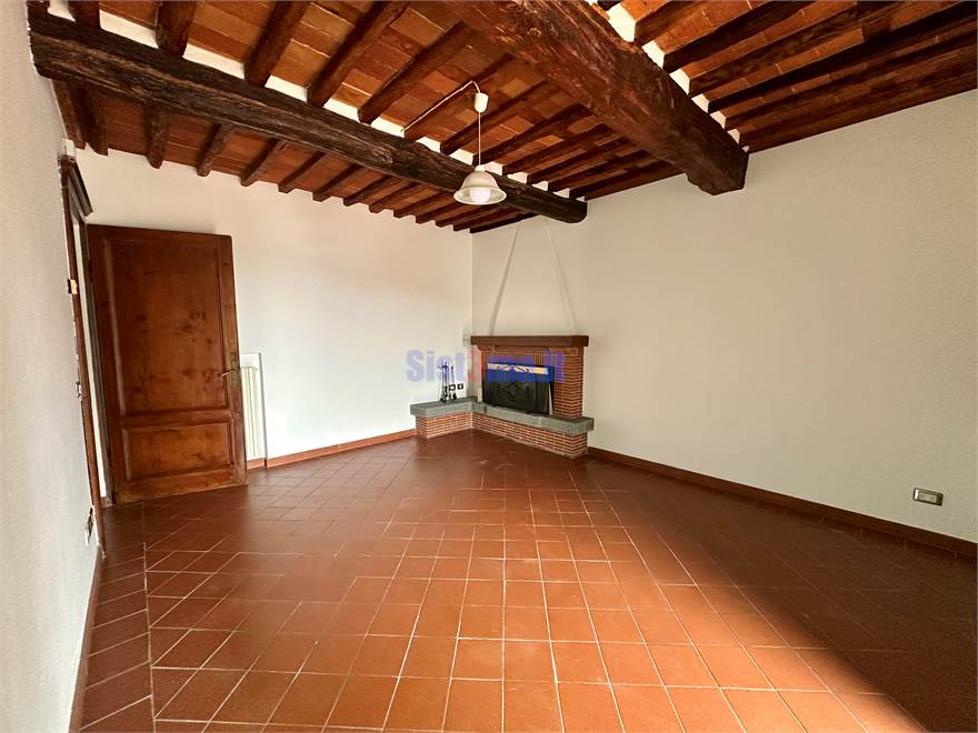 Soggiorno con caminetto