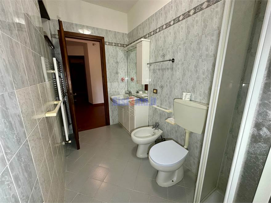 Bagno con doccia al piano terra 
