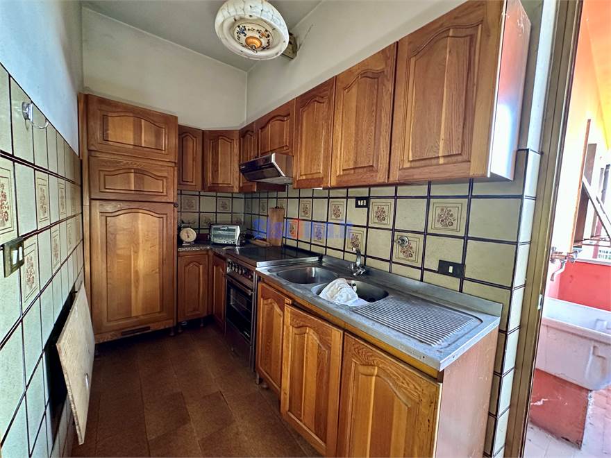 Cucina con balcone