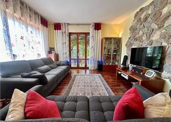 Villa Bifamiliare Dans Vente à Lucca