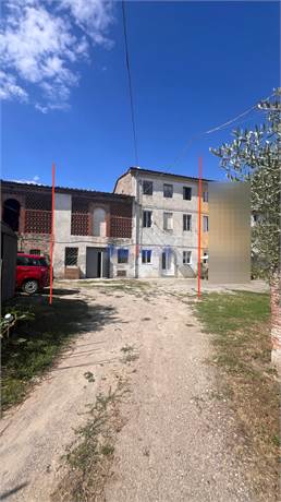 Casa e garage lato sud