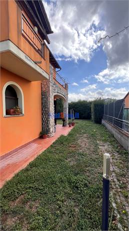 Photo 36