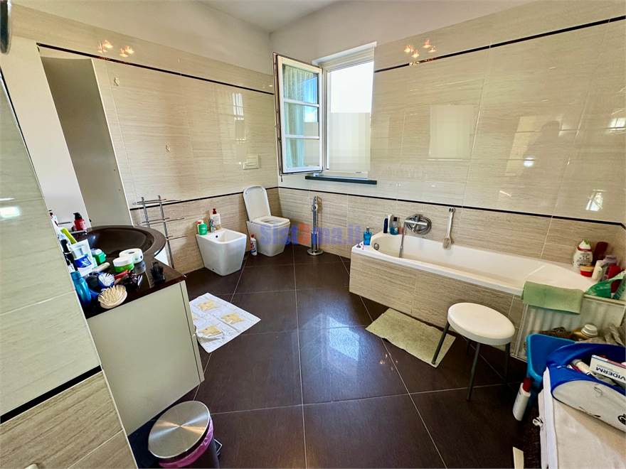 Bagno con vasca