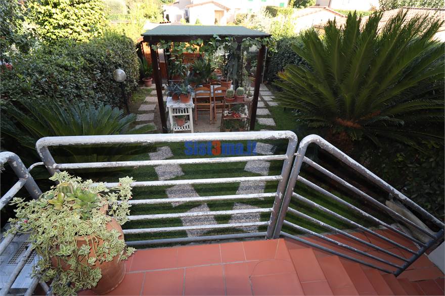 Scale giardino