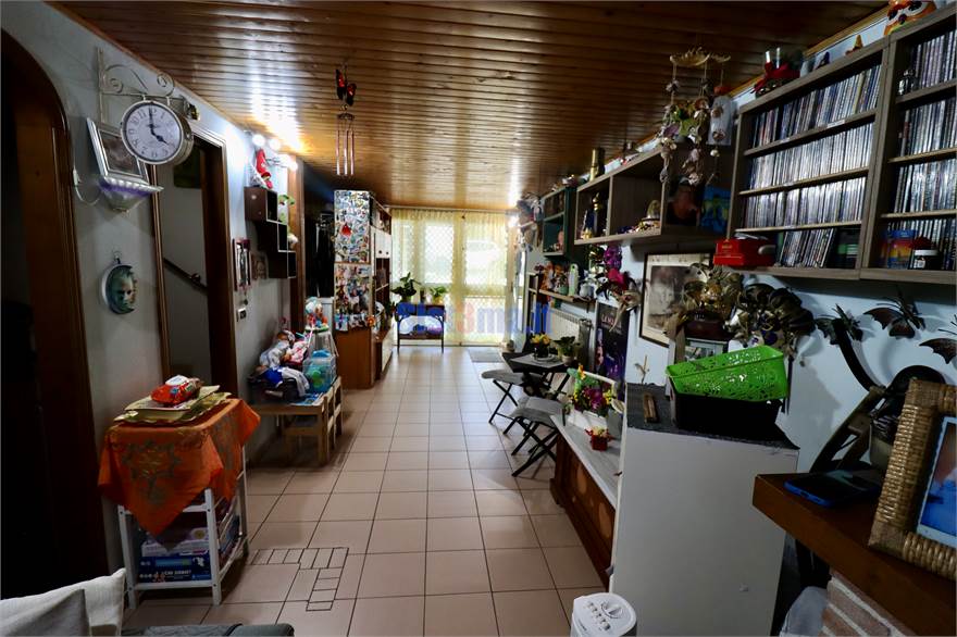 Garage / Taverna