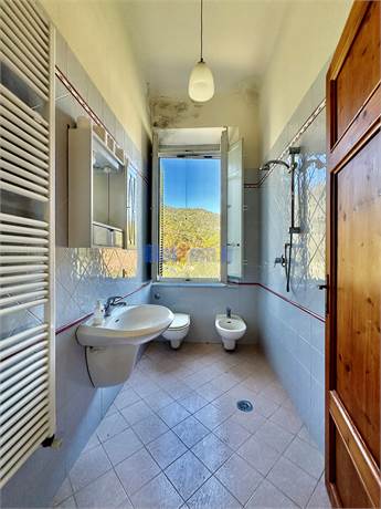 Secondo bagno con doccia