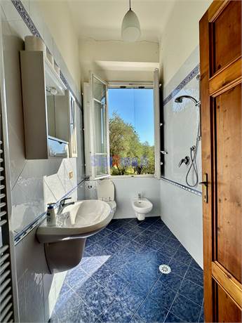 Primo bagno con doccia