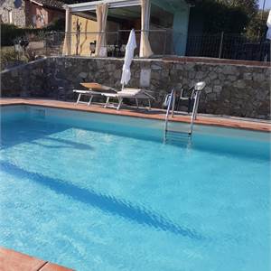 Rustico/Casale In Vendita a Capannori