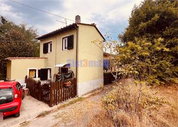 Casa indipendente a Badia Pozzeveri