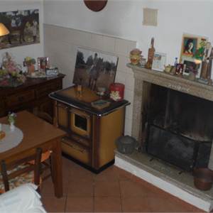 Einfamilienhaus zu Verkauf in Villa Basilica