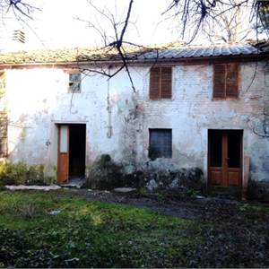Town House for Sale in Capannori